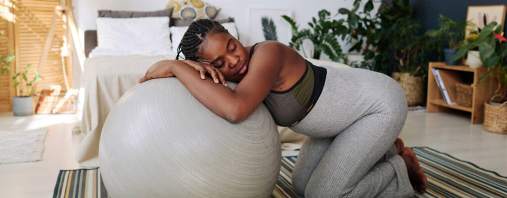 How to Manage Pre/Post Natal Health Challenges with Physical Therapy